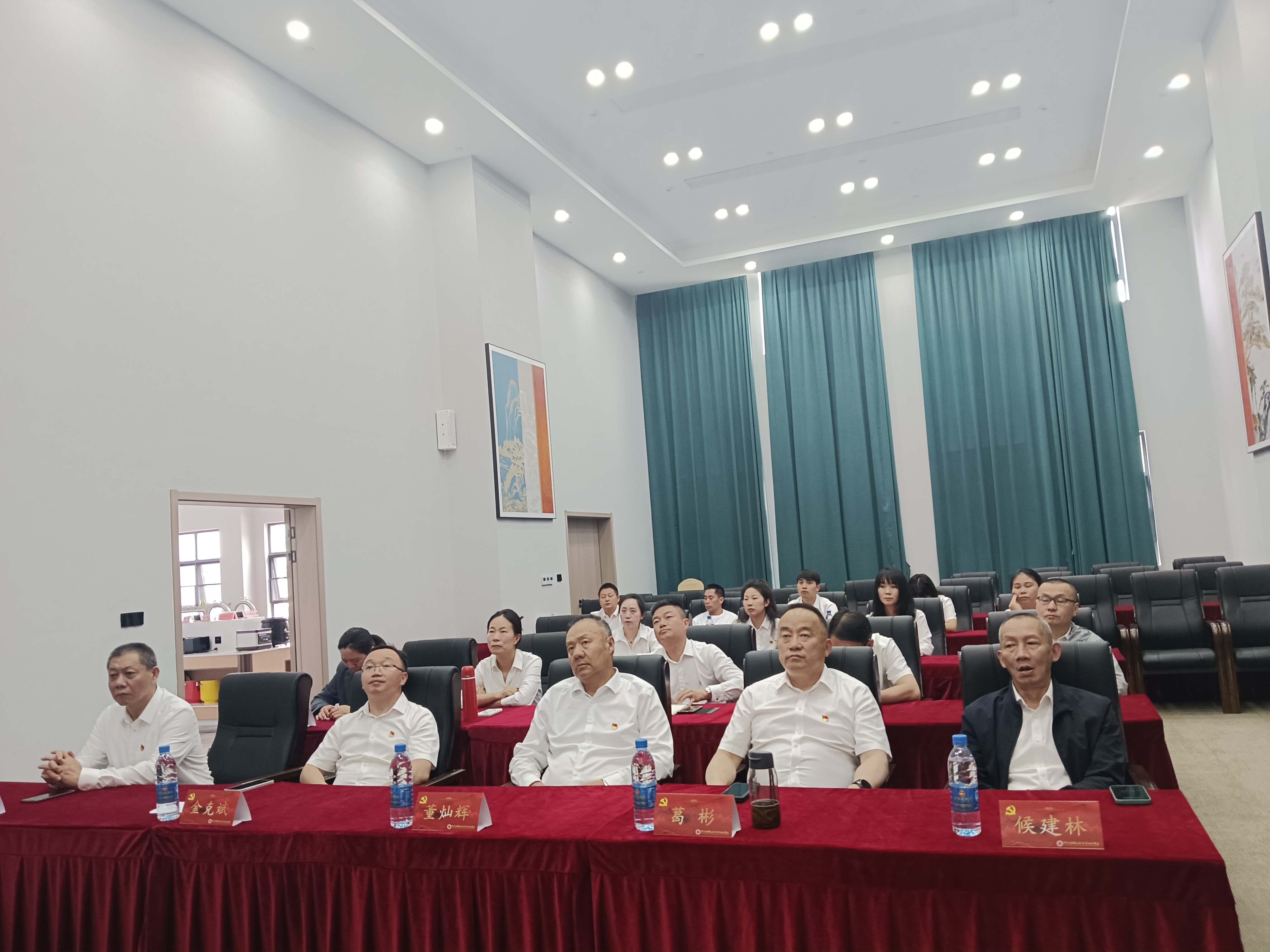 1747641060713040052.jpg 1747641060713040052.jpg